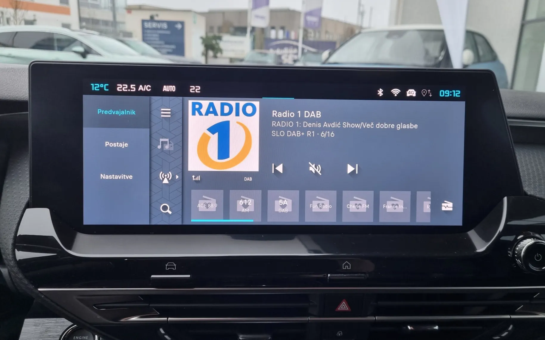 Zunanja slika - Citroën C5X - C5 X Shine 1.2L AVTOMATIK-KAMERA-DAB-NAVI-HEAD-UP - 20