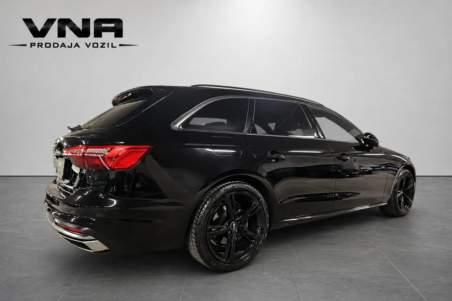Zunanja slika - Audi A4 Avant - TFSI S-TRONIC |S-LINE|VIRTUAL|AMBIENT|GR-SED|TOP| - 6
