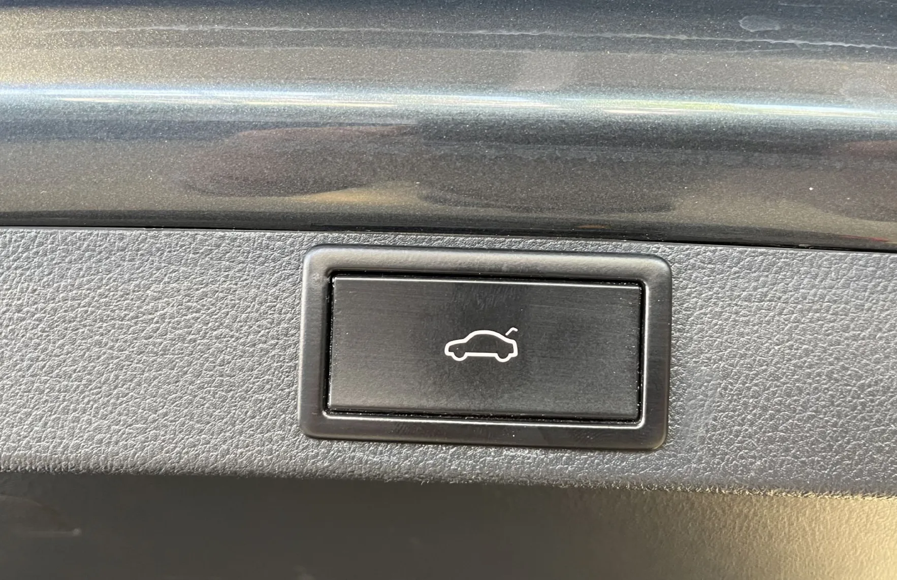Zunanja slika - Škoda Octavia - VIRTUAL-NAVIGACIJA-LANE-RADAR-LED-DSG-ALU-KEYLESS - 20