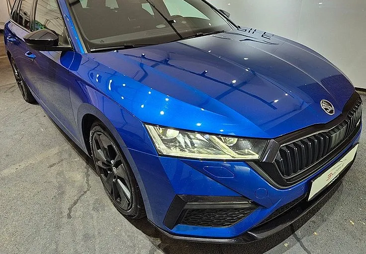 Zunanja slika - Škoda Octavia - Combi 2.0 TDI RS DSG-ACC-MATRIX-VIRTUAL - 3