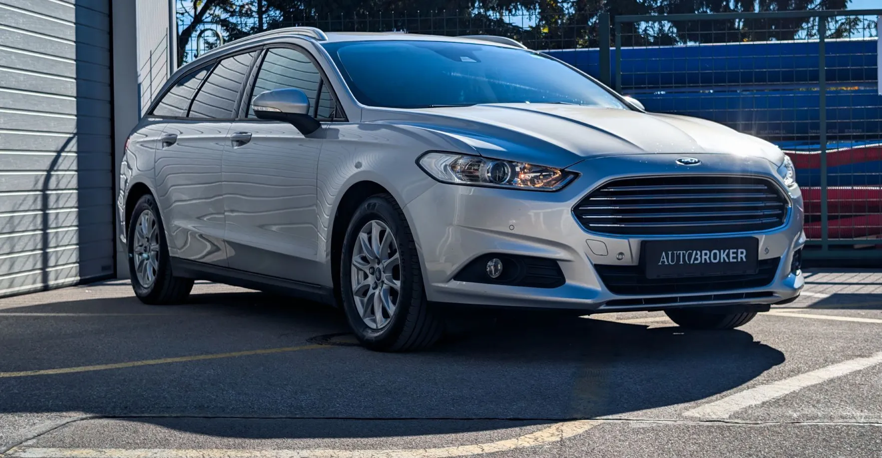 Zunanja slika - Ford Mondeo - 2.0 TDCi 110 kW Titanium - 3