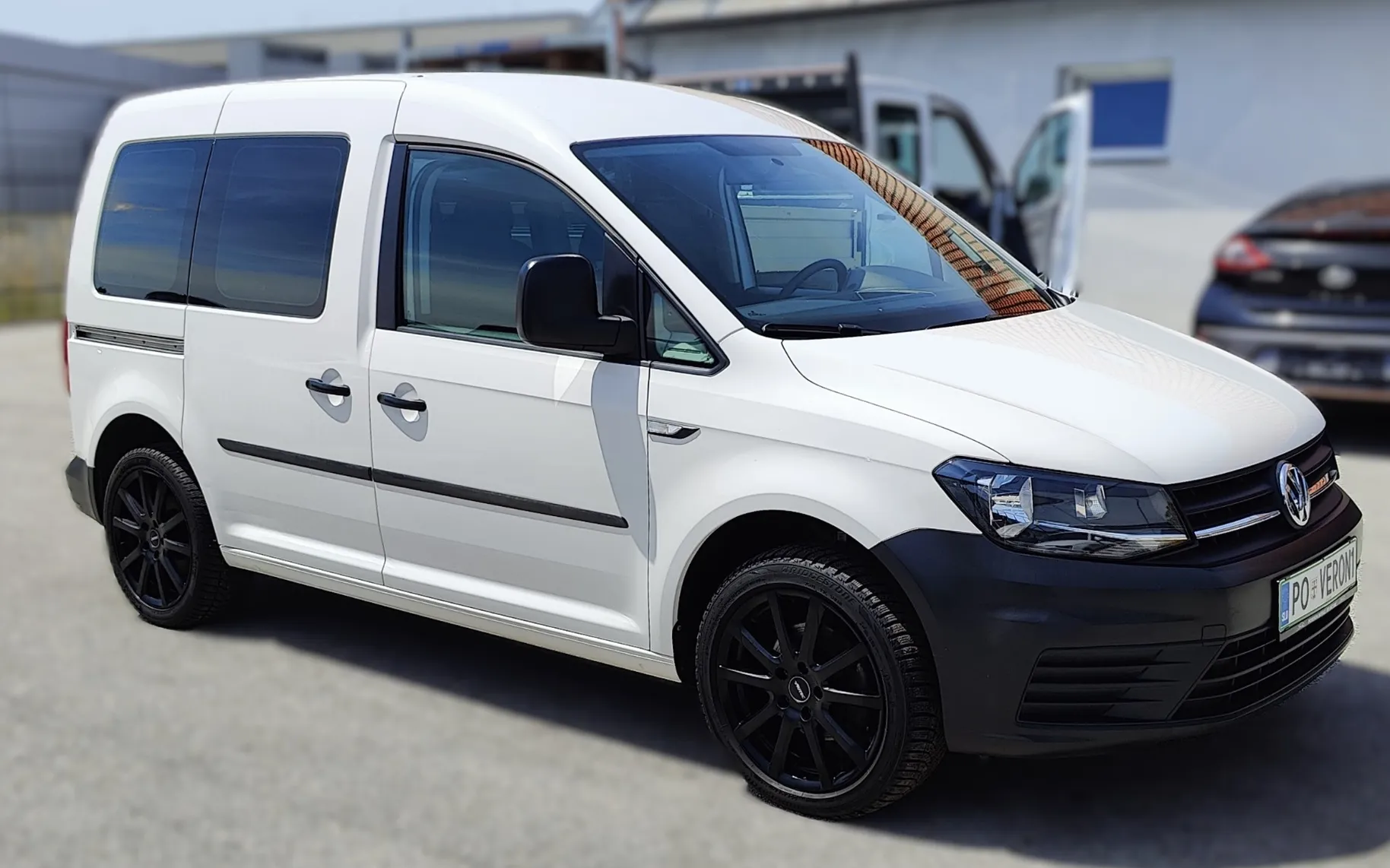 Zunanja slika - VW Caddy - 2.0 TDI DSG 75kW N1 tovorno DDV PDC USNJE BT - 8