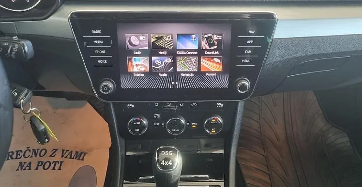 Zunanja slika - Škoda Superb - 2.0 TDI Active DSG 4X4 190 KS.  TOP AVTO - 5