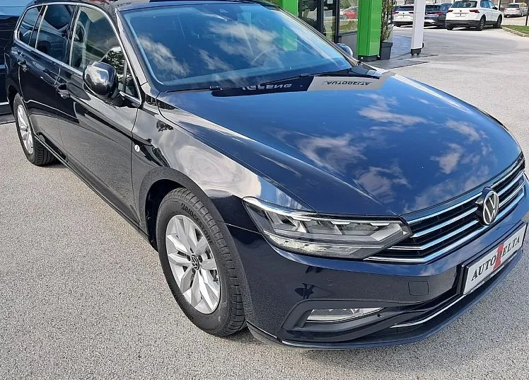 Zunanja slika - VW Passat - Variant .2.0 TDI Business 110kW-150KM DSG - 3