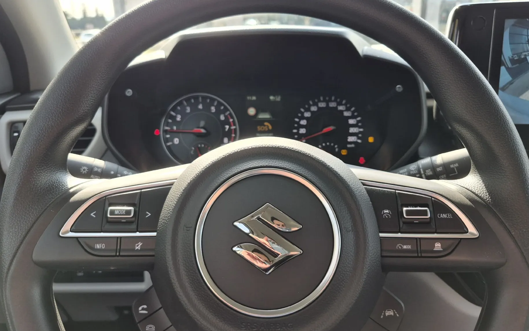 Zunanja slika - Suzuki Swift - 1.2 HIBRID COMFORT - 17