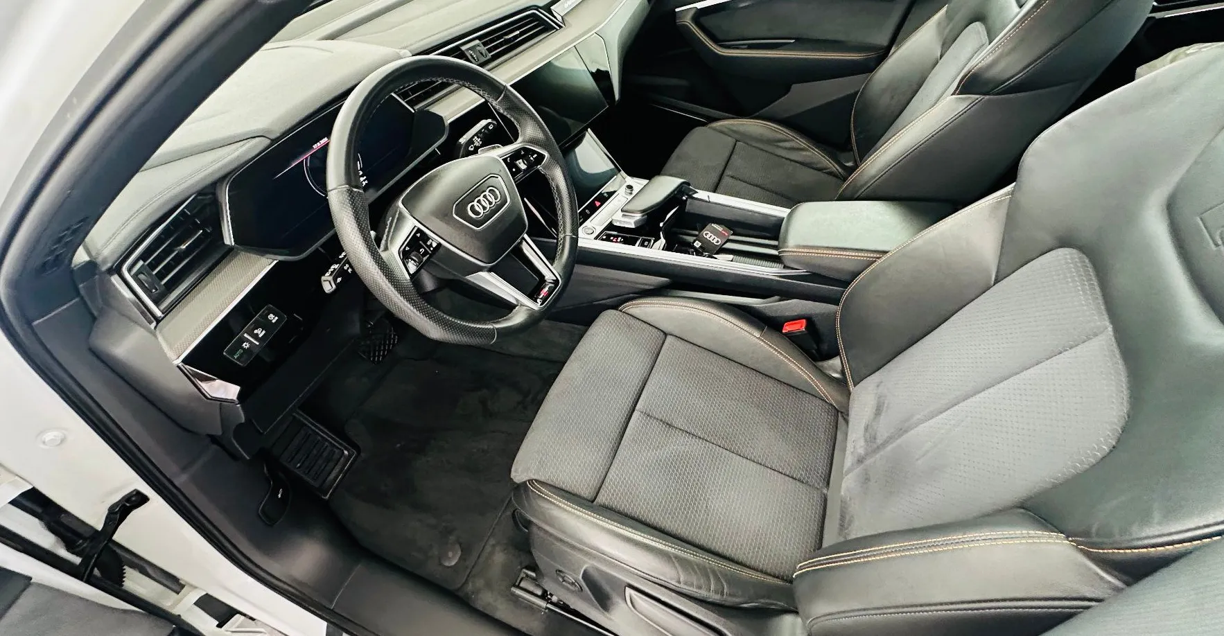 Zunanja slika - Audi e-tron - Audi  50 quattro S line.NEMŠKI+4ALU.USNJE - 19