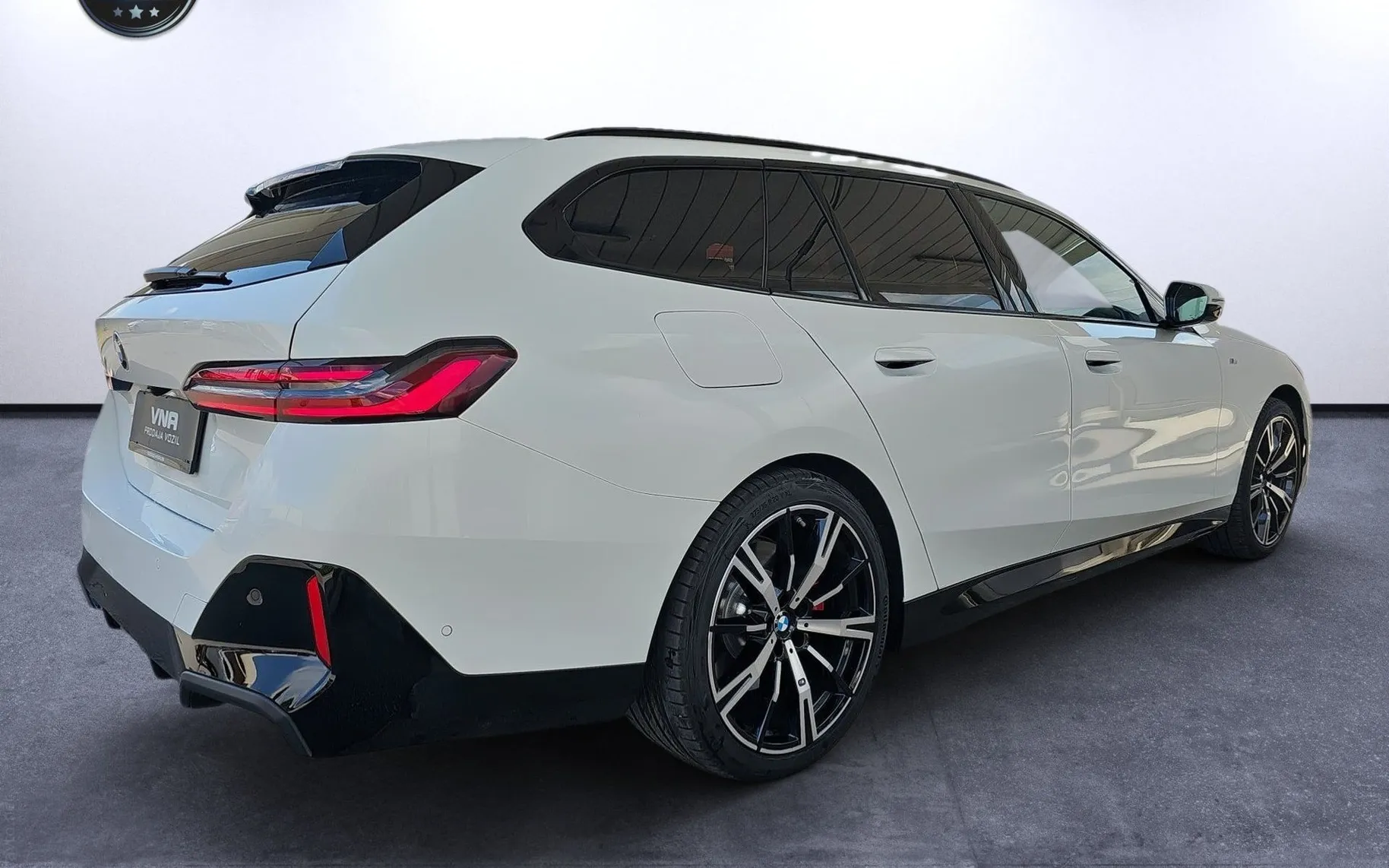 Zunanja slika - BMW serija 5: - 540d xDrive Avt. |M-OPTIC|ICON|HL.SED|360-KAM|A20| - 6