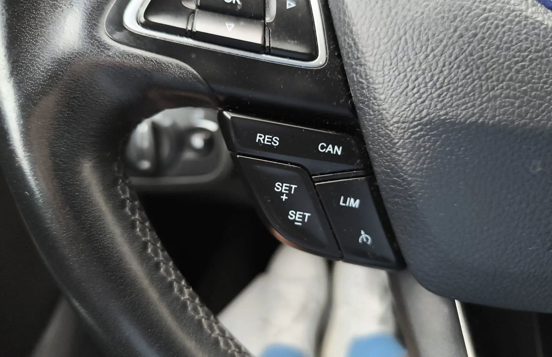 Zunanja slika - Ford C-MAX - 1.0 EcoBoost Style-SLO- VL. KLJUKA - VELIK SERVIS - 12