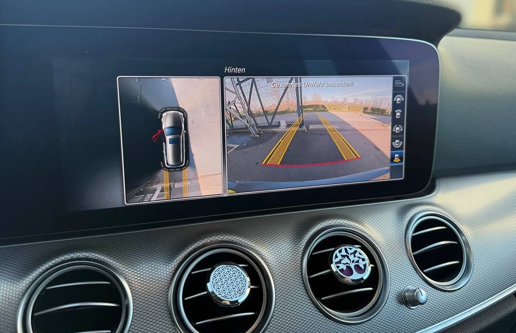 Zunanja slika - Mercedes-Benz E-Razred - E 350d FULL LED NAVI TEMP 360°KAM PDC GR.SEDEŽEV . - 16