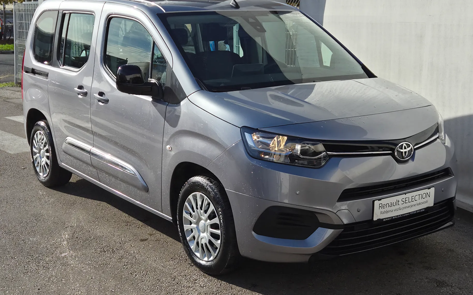 Zunanja slika - Toyota Proace - L1 1.5 D4-D S S Family 1.LASTNIK SLO.POREKLO - 10