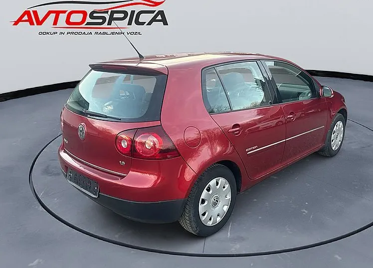 Zunanja slika - VW Golf - 1.6 Comfortline - NA OBROKE BREZ POLOGA - 4