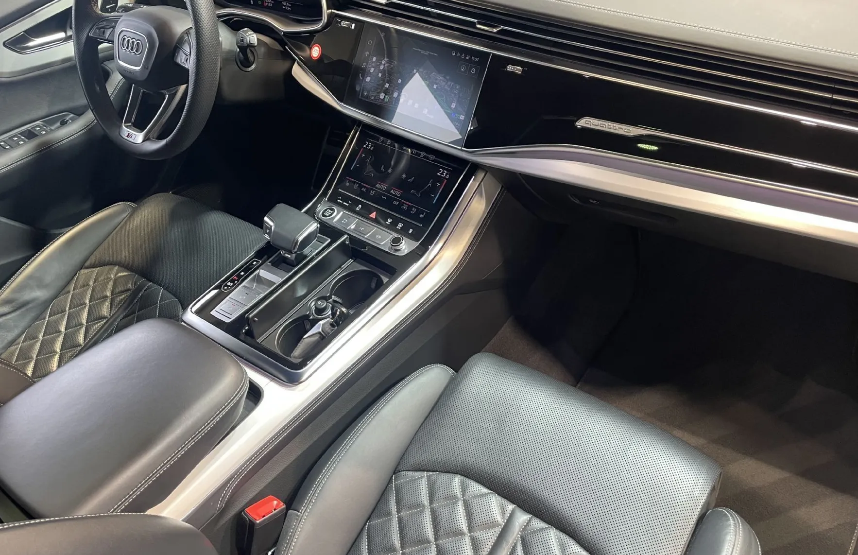 Zunanja slika - Audi Q8 - 50TDI-S LINE-QUATTRO-HEAD UP-PANO-SOFT-NAVI-ZRAČNO - 8