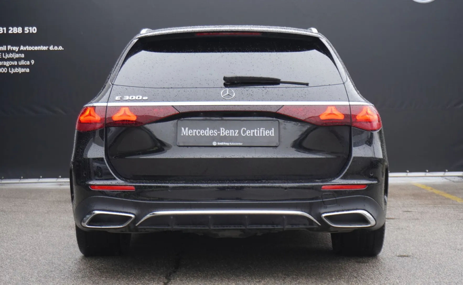 Zunanja slika - Mercedes-Benz E-Razred - E 300 e T AMG LINE - 5