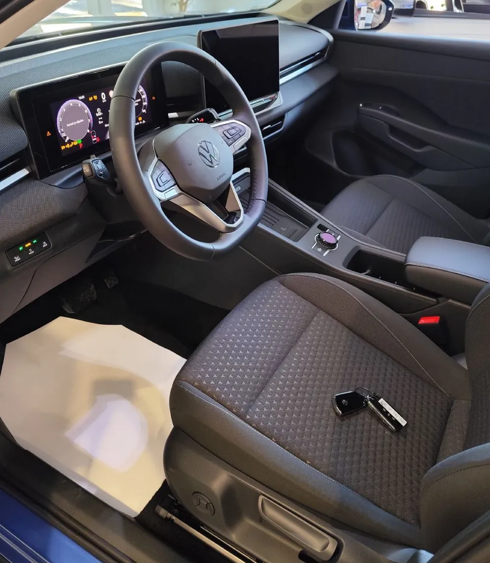 Zunanja slika - Volkswagen T-Roc - 1.5 eTSI Life DSG 110  150 - 9