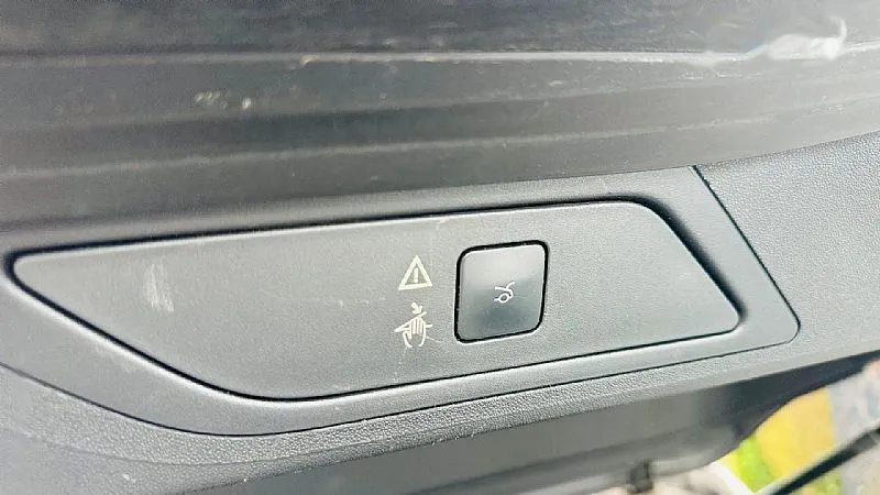 Zunanja slika - Citroën C4 - BlueHDi 150 S S Feel NAVI USNJE.PDC. KAMERA - 14