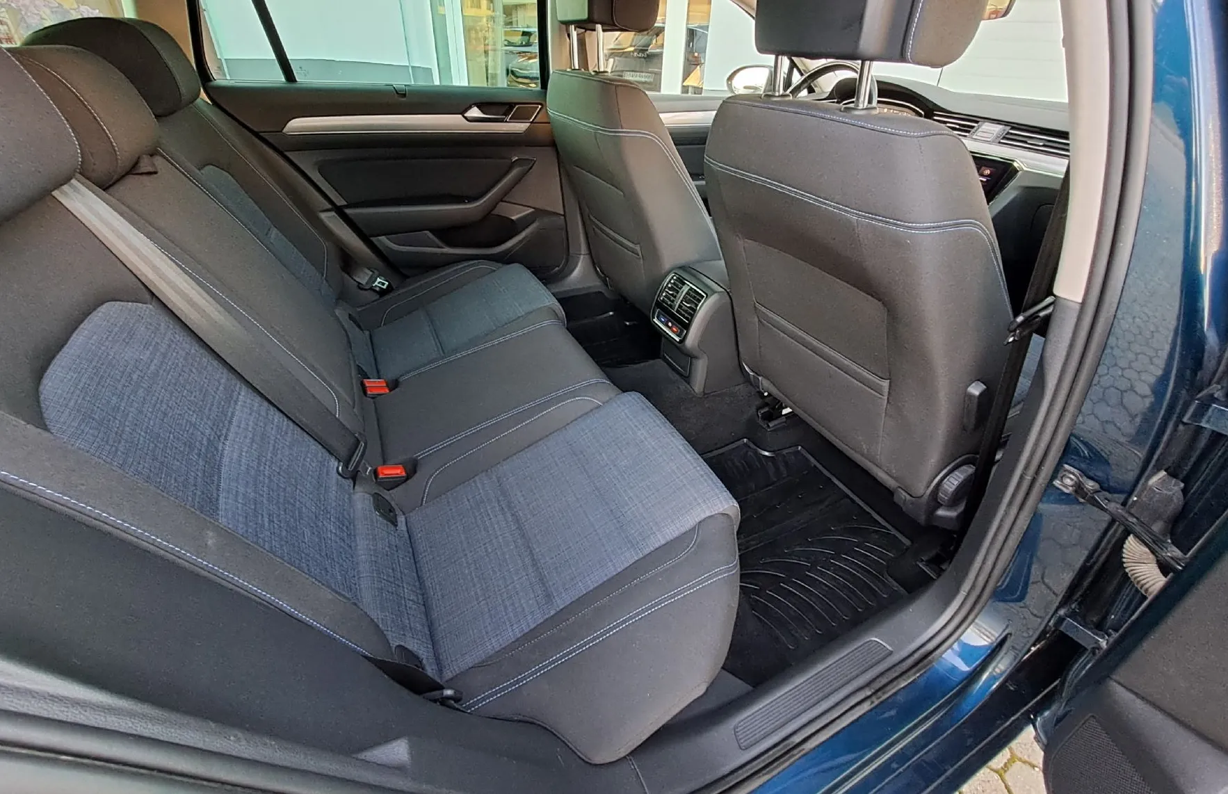 Zunanja slika - Volkswagen Passat - Variant 1.4 TSI GTE DSG - 10