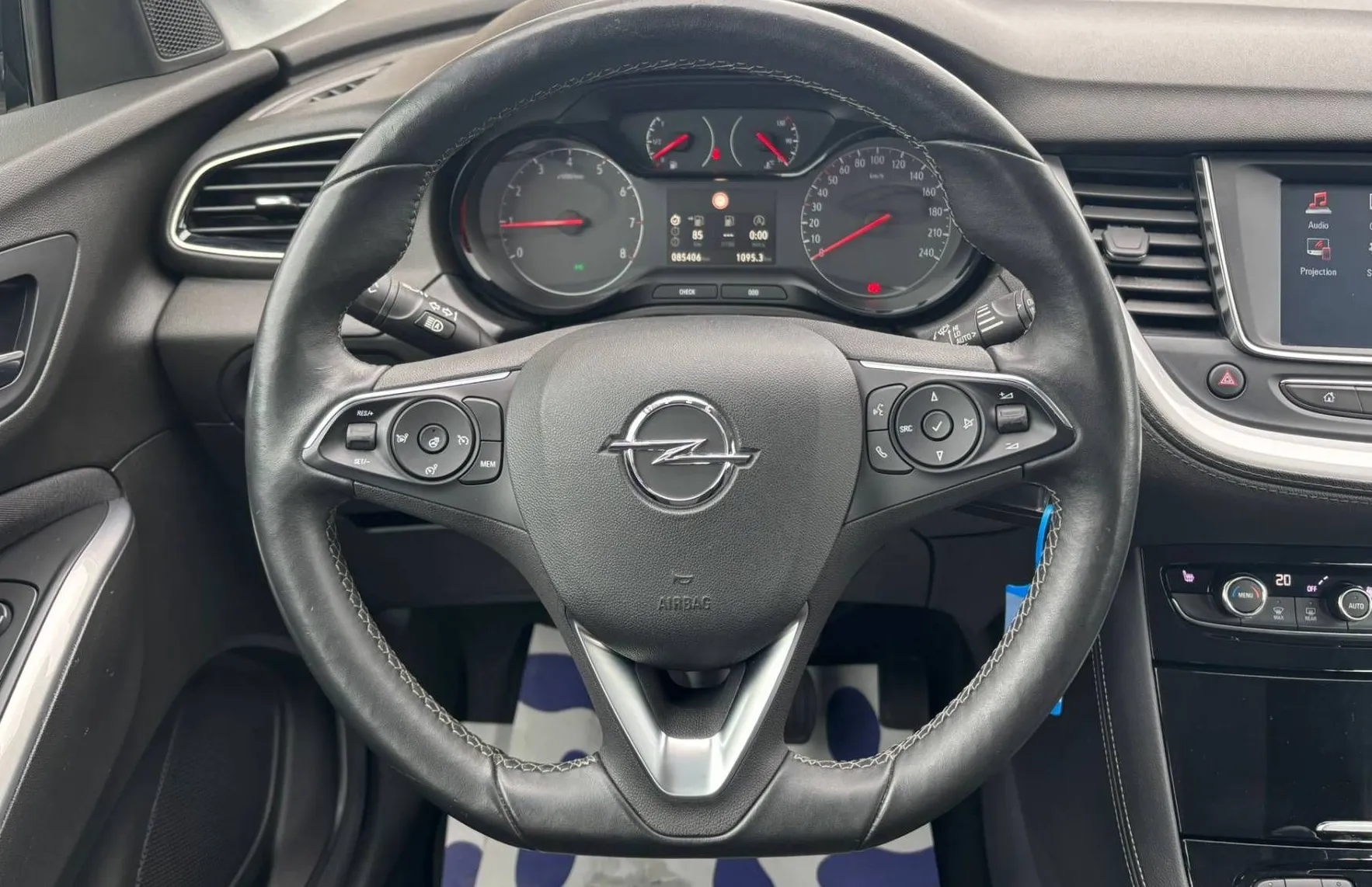 Zunanja slika - Opel Grandland X - 1.2 Turbo Enjoy  SLO-1.LAST.-KAMERA-GRETJE... - 9