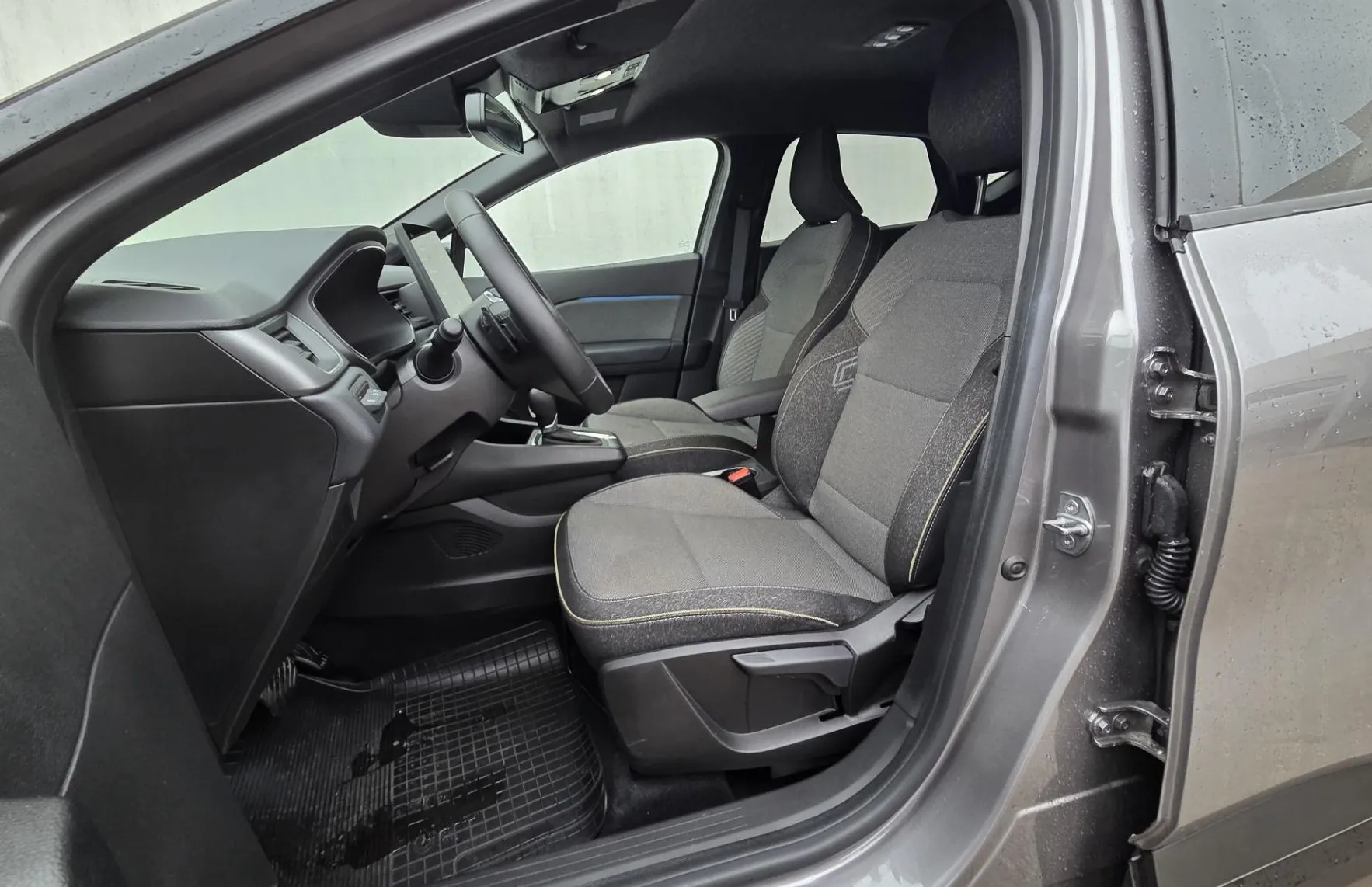 Zunanja slika - Renault Captur - Techno TCe140 Avtomatik +Paket Navi. in parkiranje - 8