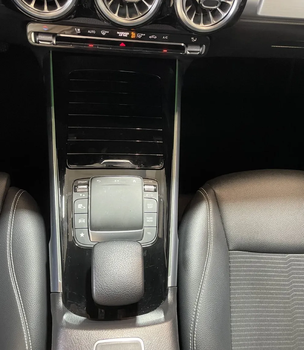 Zunanja slika - Mercedes-Benz GLB-Razred - NAVIGACIJA-TEMPOMAT-VIRTUAL-KAMERA-LED - 10