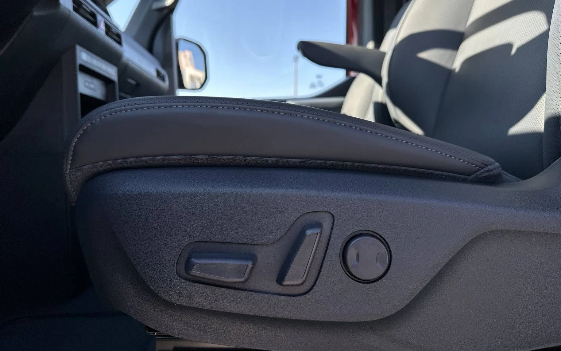 Notranja slika - KIA PV5 - Quantum 71.2 kWh baterija 120 kW 163 KS - 9