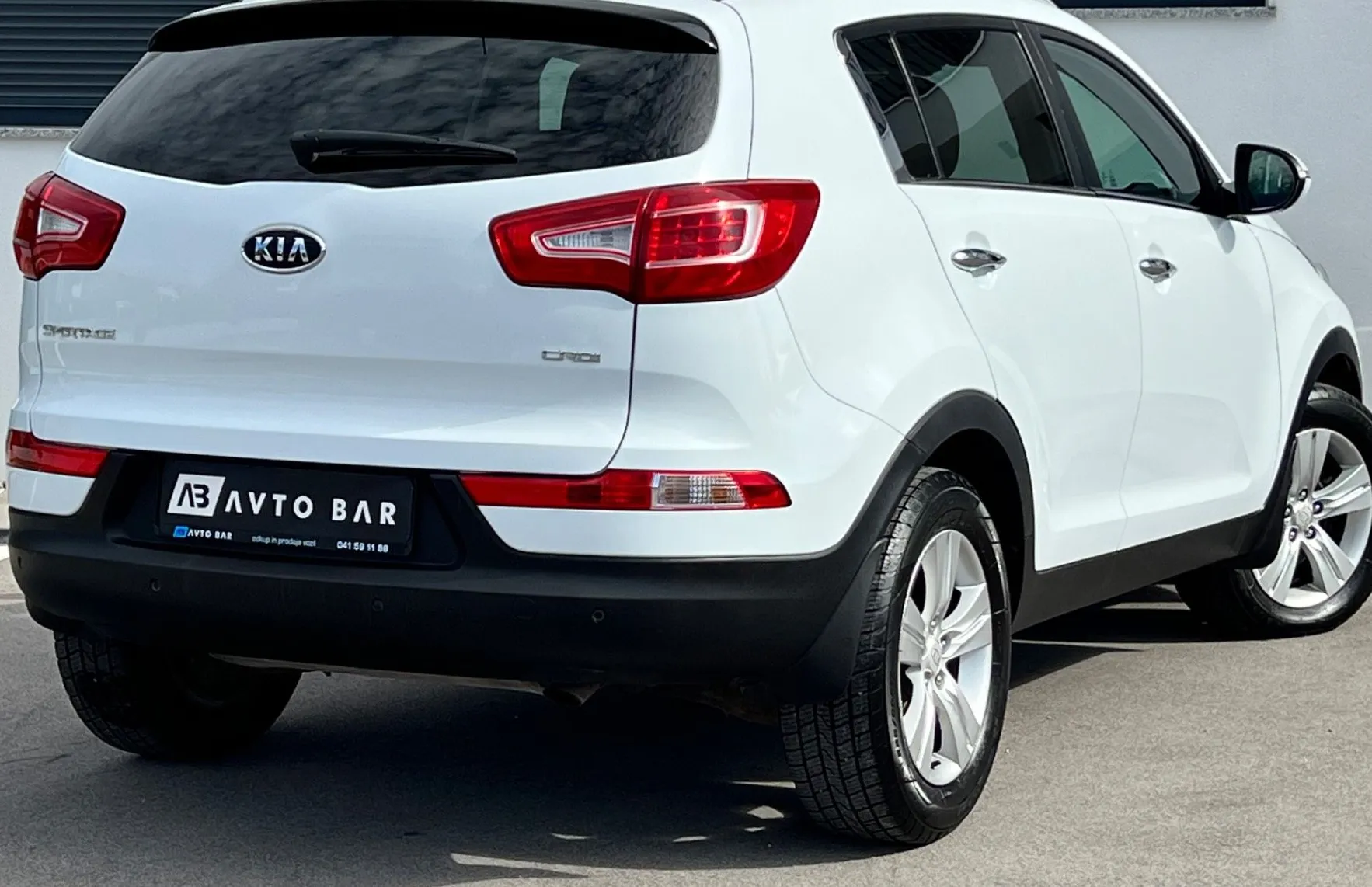Zunanja slika - KIA Sportage - 1.7 CRDi+SLO+ALU+PDC+USB... - 6