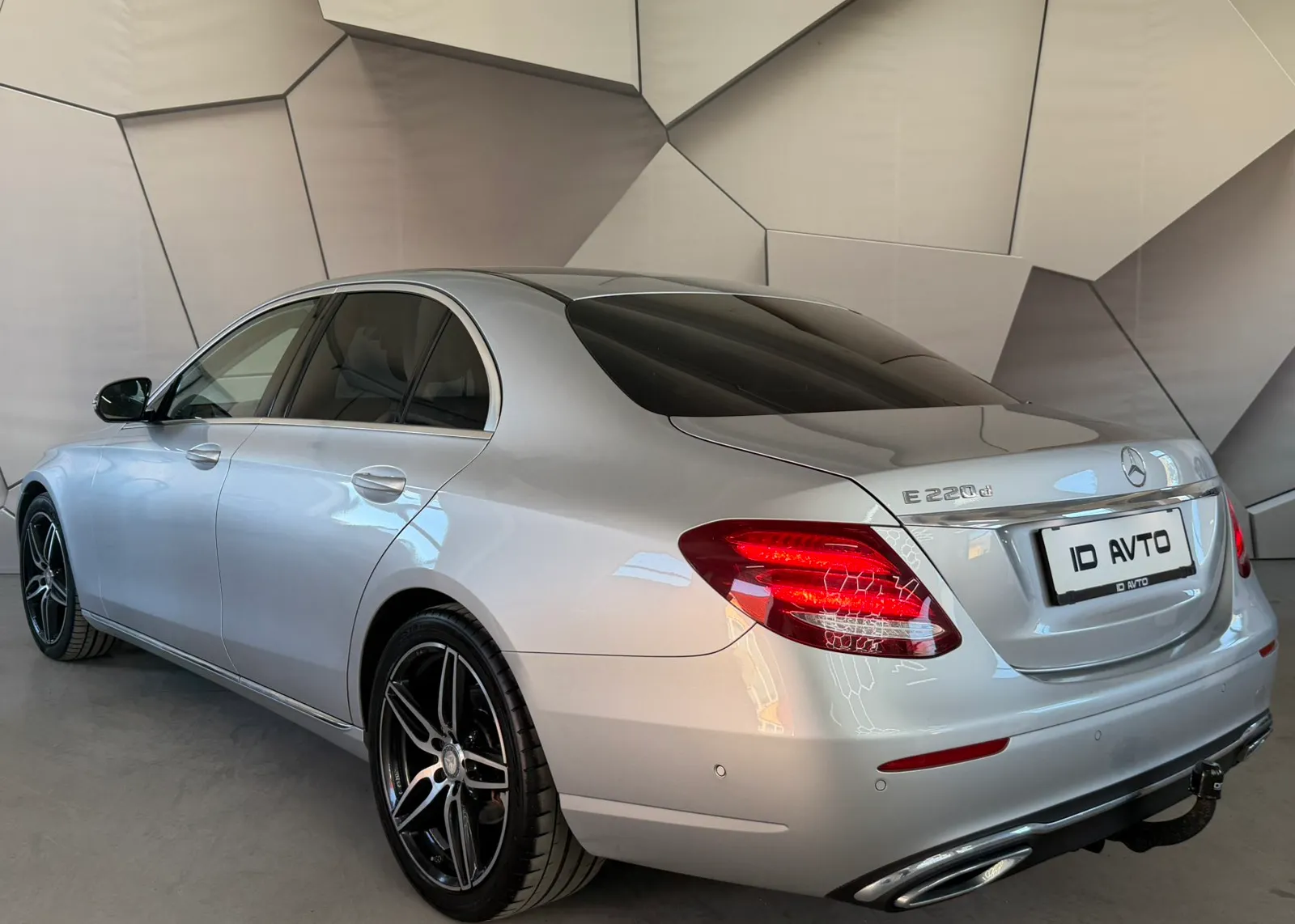 Zunanja slika - Mercedes-Benz E-Razred - E 220 d Avt. - 5