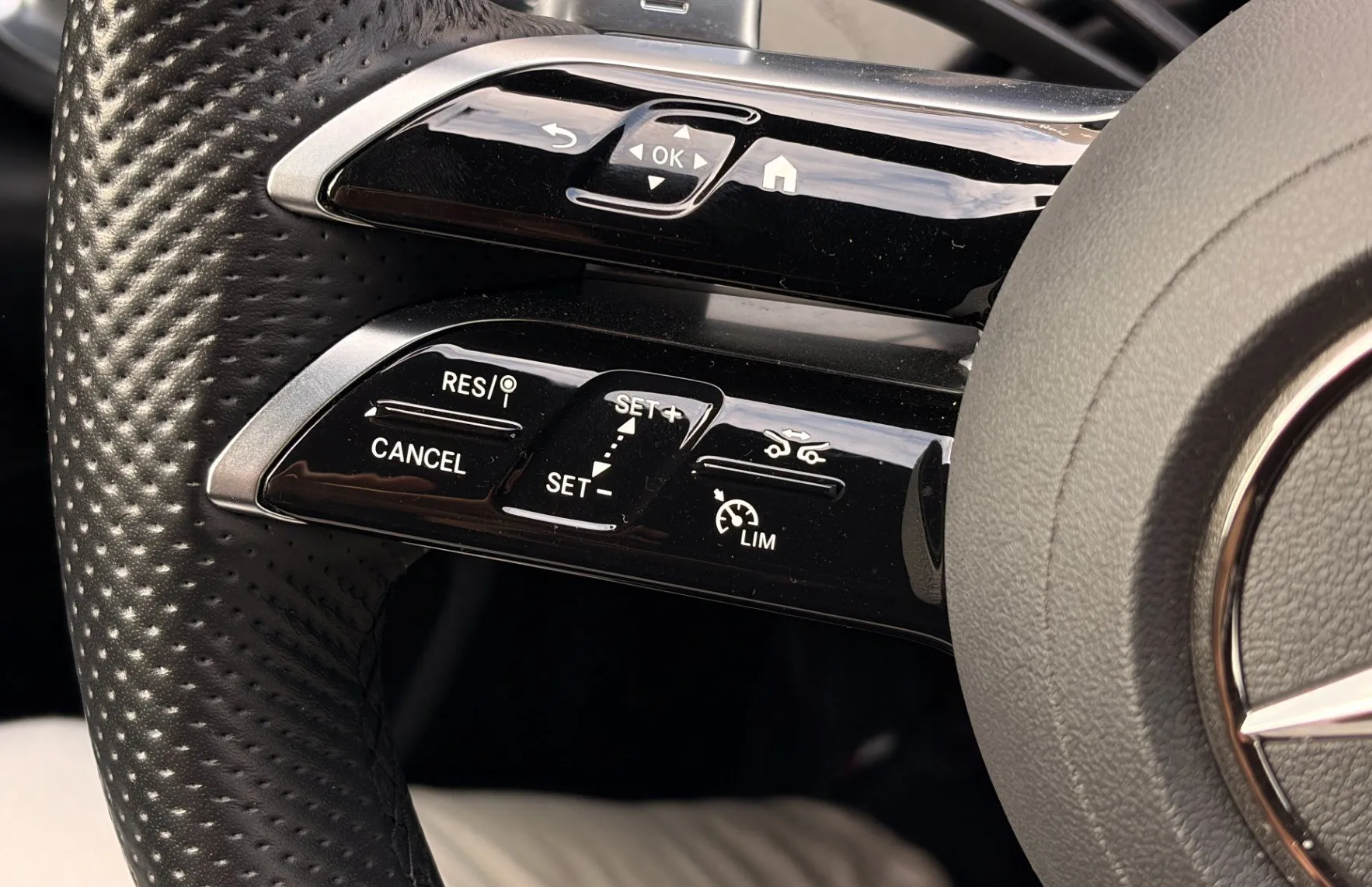 Zunanja slika - Mercedes-Benz E-Razred - E 220d T AMG Line Avt. - 13