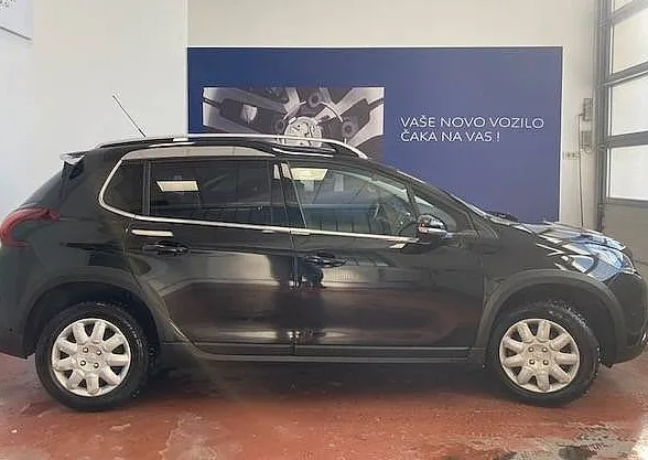 Zunanja slika - Peugeot 2008 - ALLURE 1.6HDi 100 - NAVI-SENZORJI-KLJUKA-JAMSTVO.. - 3