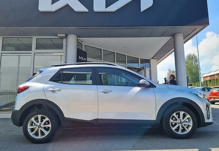 Zunanja slika - KIA Stonic - 1.2 LX Urban+ M T - 4