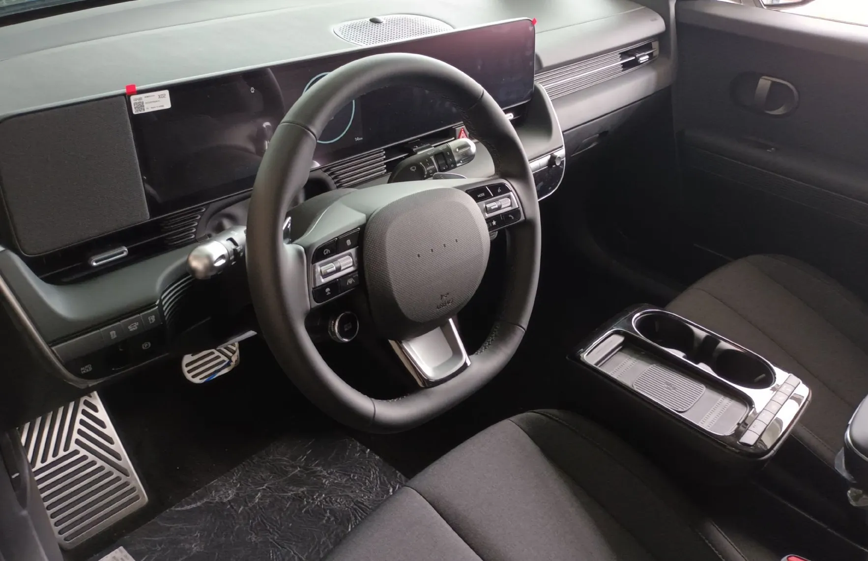 Zunanja slika - Hyundai Ioniq 5 - 168kW PREMIUM 84 kWh VOZILA V PRIHODU - 10