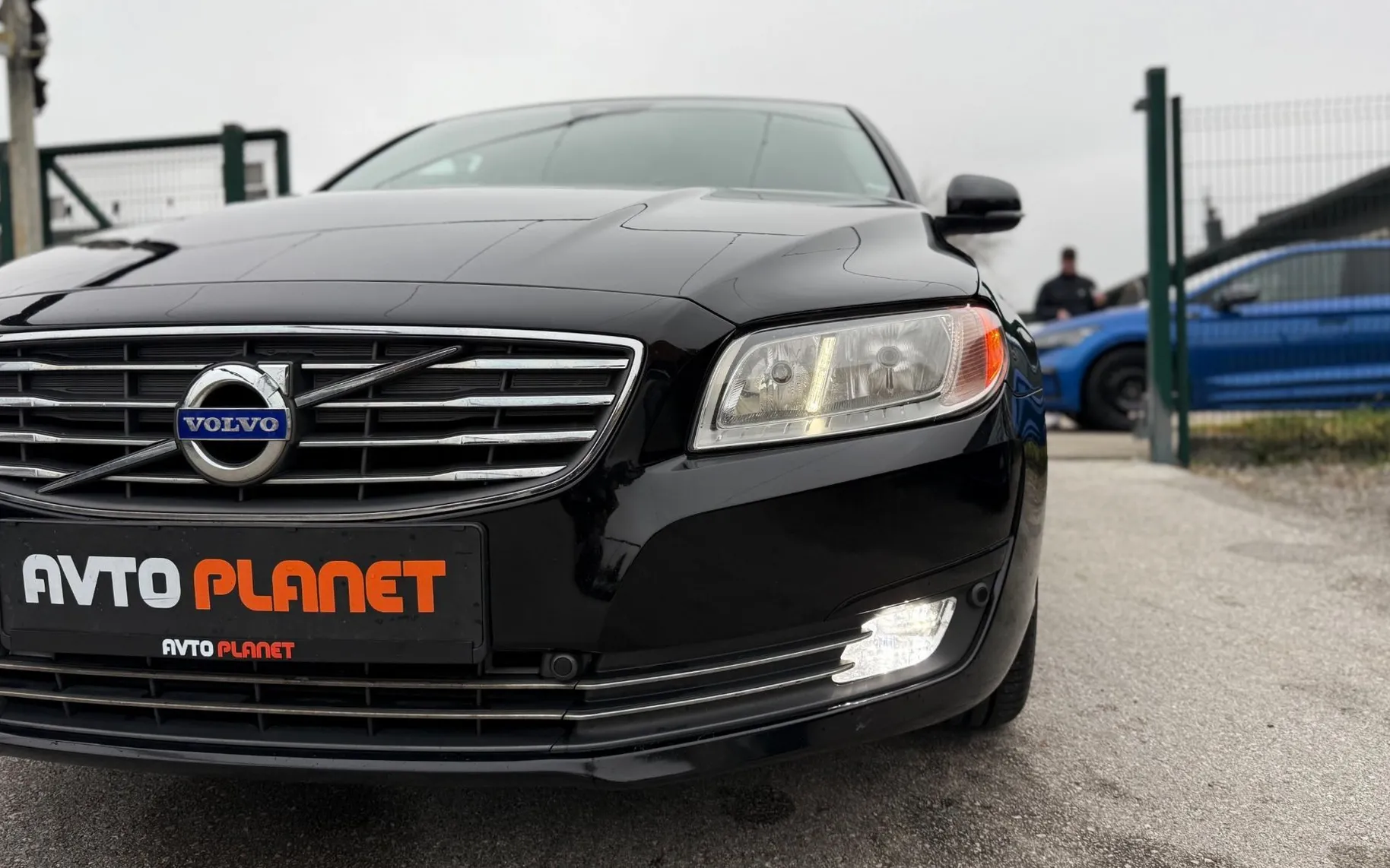 Zunanja slika - Volvo V70 - 2.0 D AUT. Momentum LED NAVI USNJE VLEČNA - 10