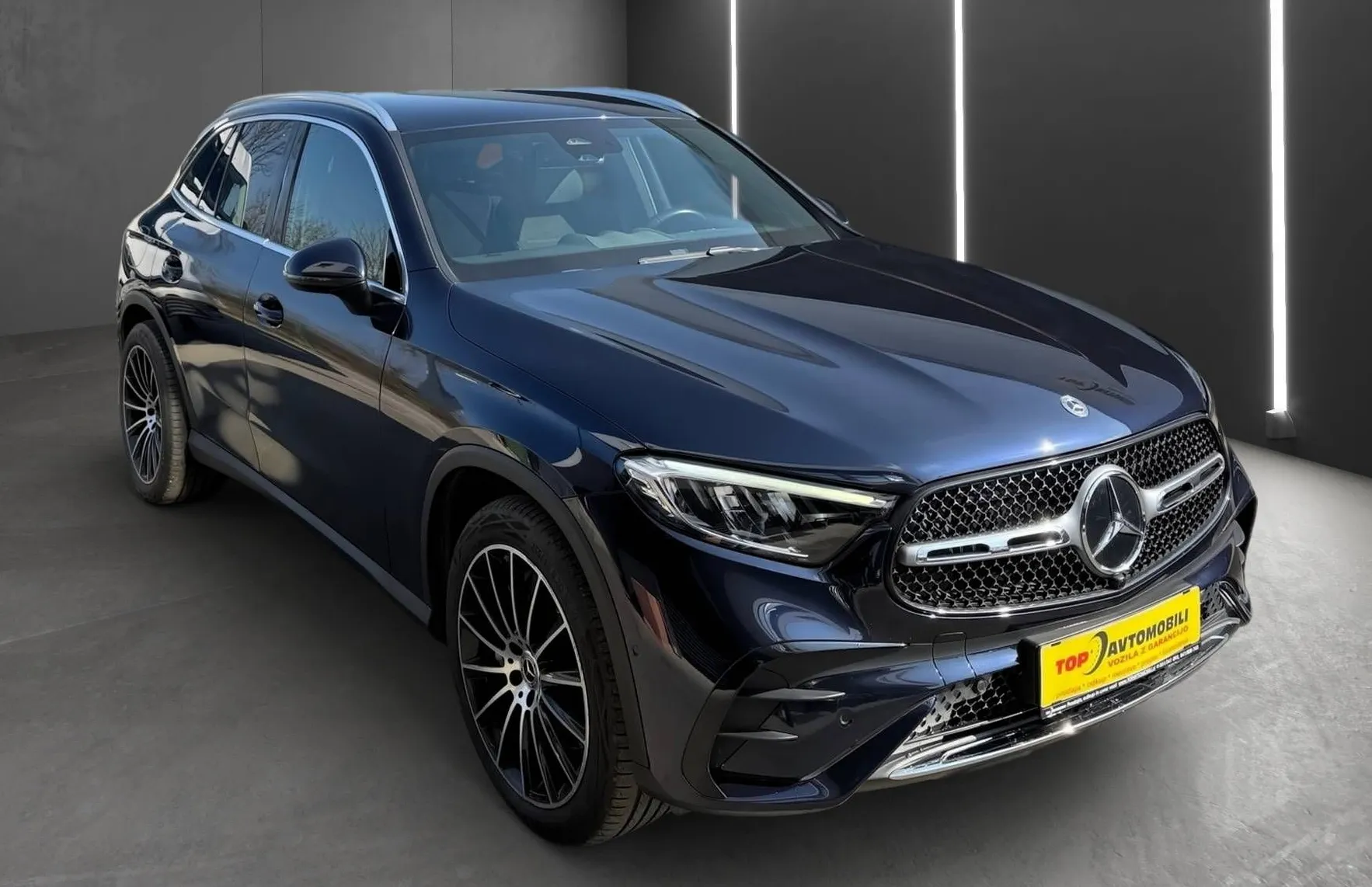 Zunanja slika - Mercedes-Benz GLC-Razred - GLC 220 d 4MATIC AMG LINE KAMERA PDC NAVI LED - 10