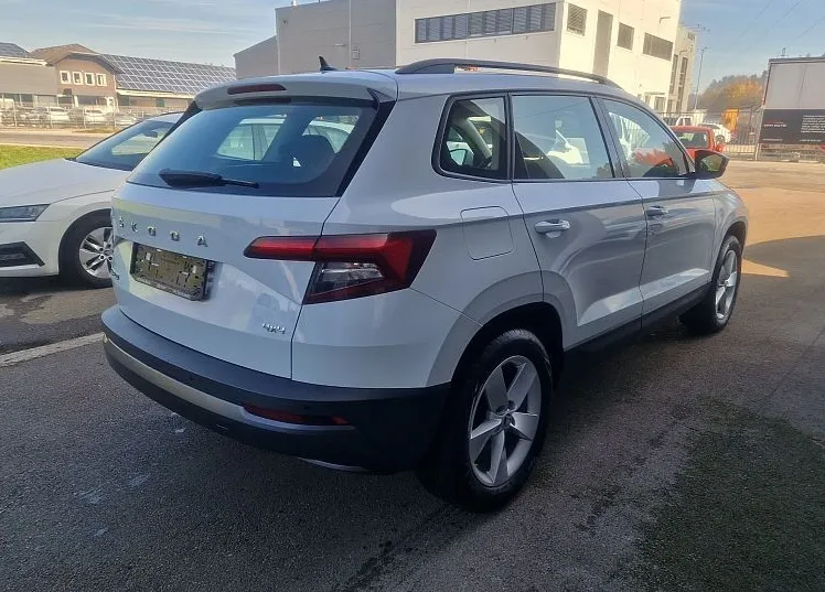 Zunanja slika - Škoda Karoq - 2.0 TDI 4X4 DSG-SLO-1.LASTNIK.... - 4