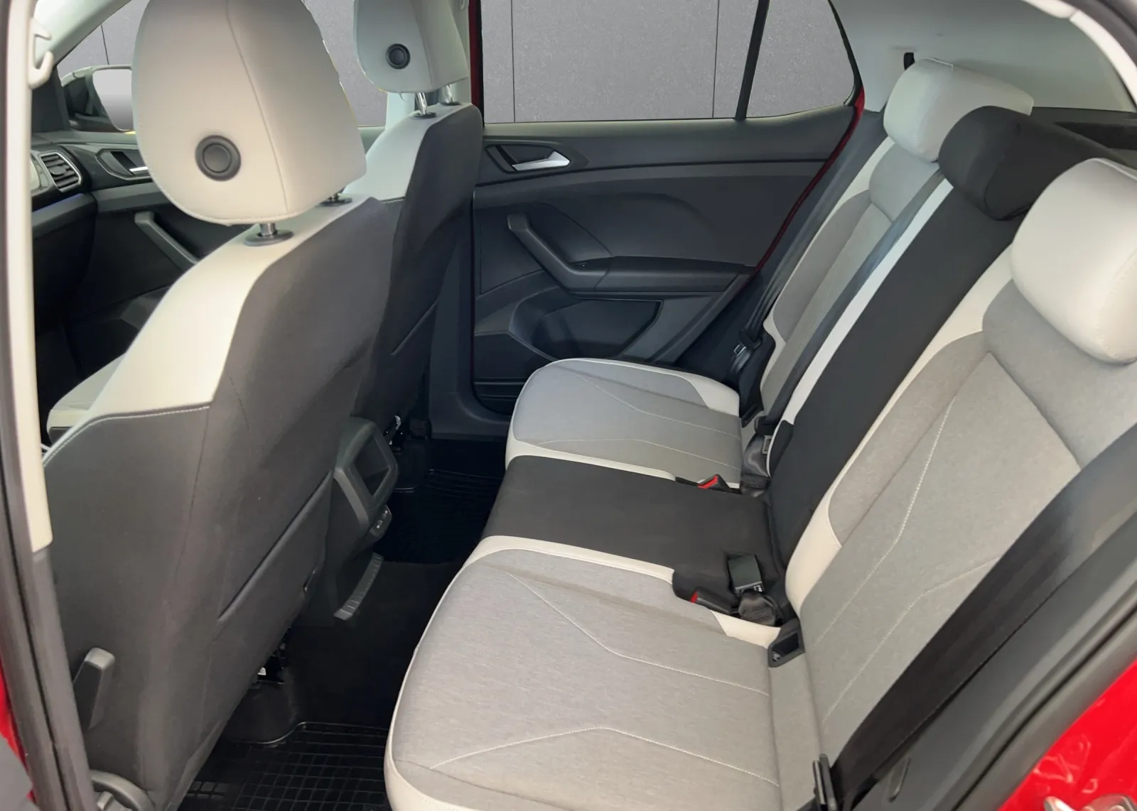Zunanja slika - Volkswagen T-Cross - 1,0 TSI BMT - 7