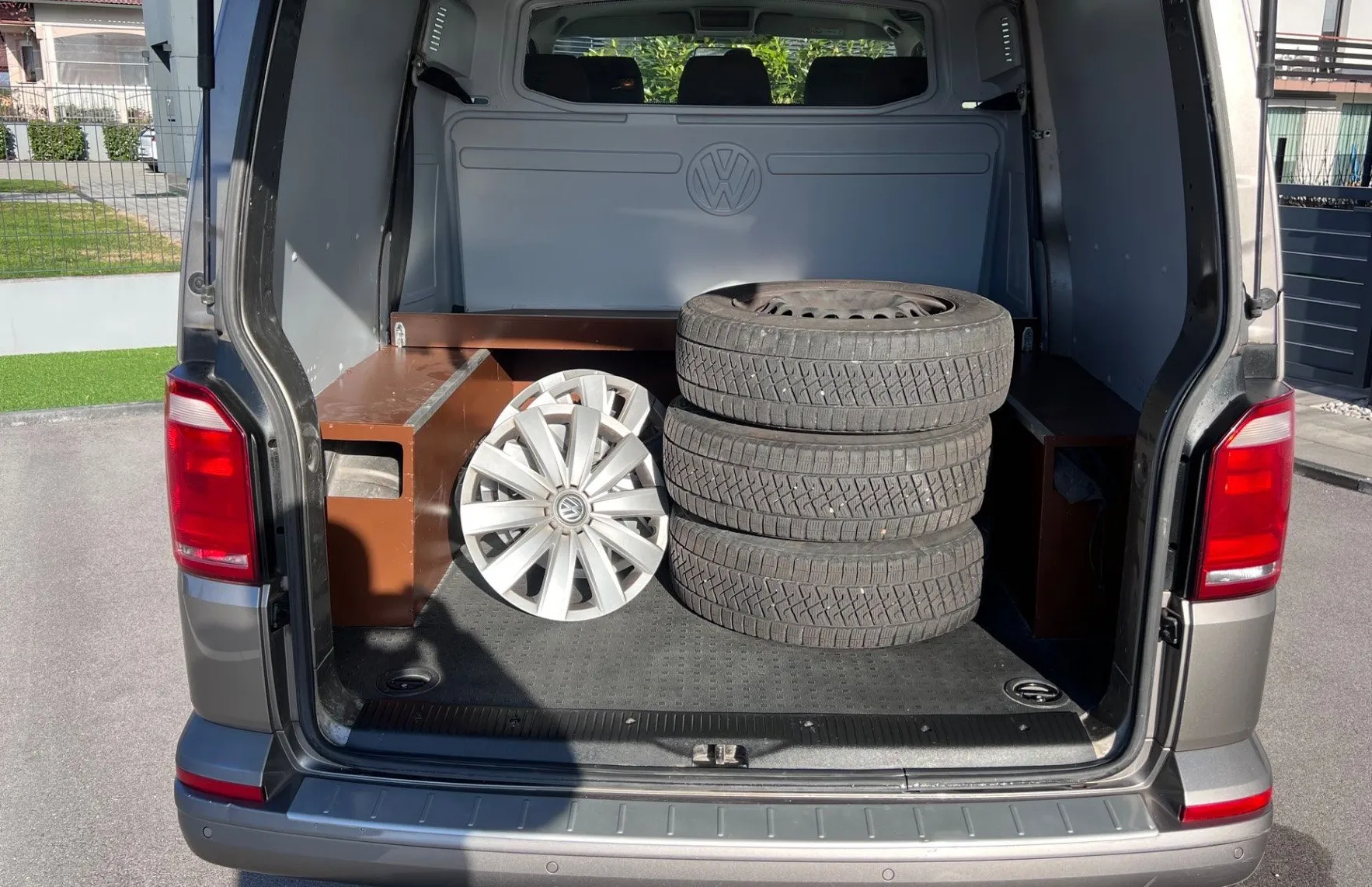 Zunanja slika - VW Transporter - 2.0 TDI+150KM+SLO+1.LAST+KAMERA... - 18