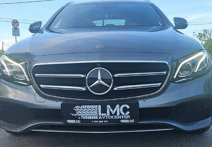 Zunanja slika - Mercedes-Benz E-Razred - E 300De 276ks °FULL LED° °VIRTUAL°18-COL°°ZRAČNO° - 2