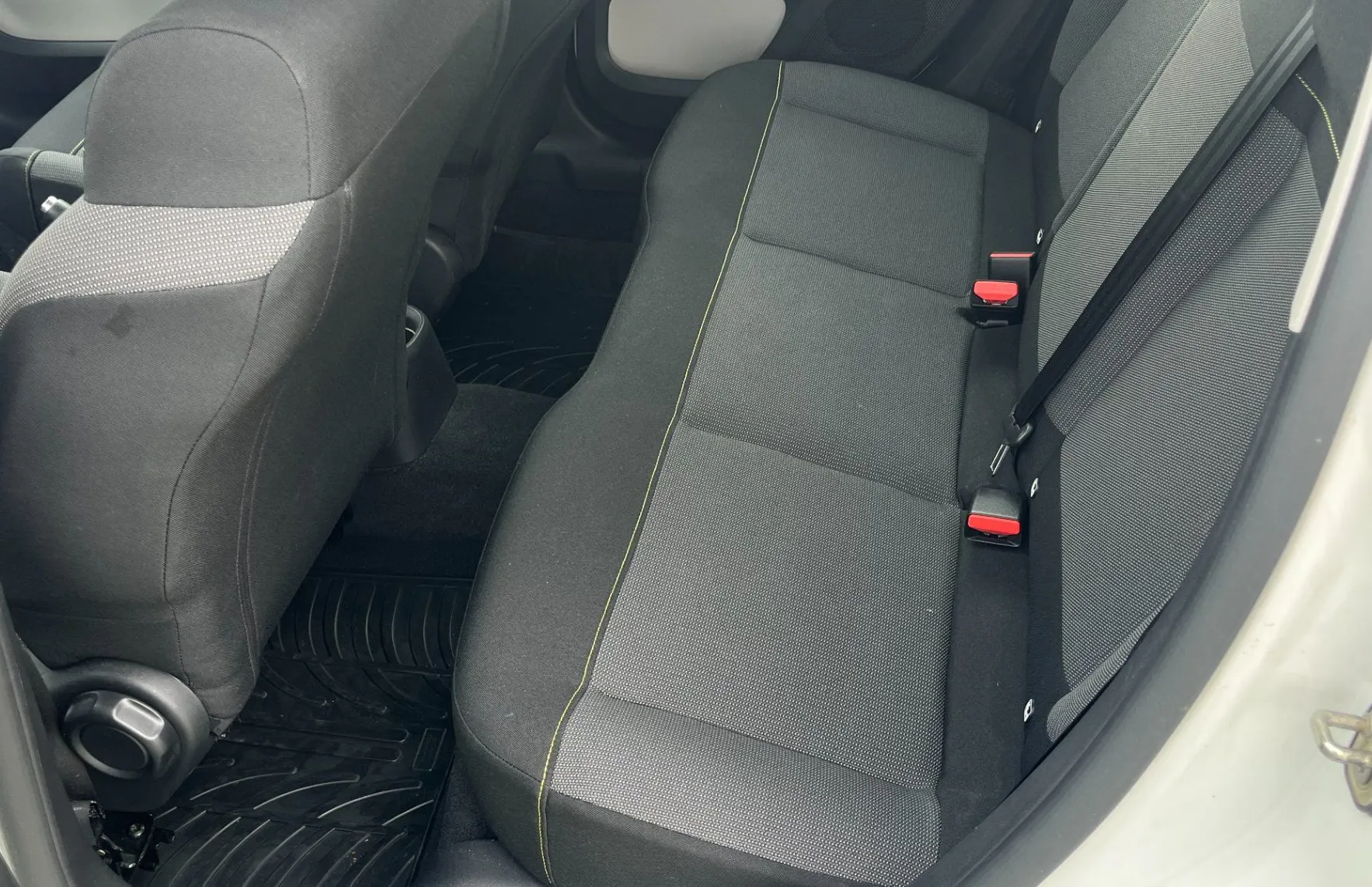 Zunanja slika - Citroën C3 - 1.2 PureTech 83 Feel SAMO 45.000 KM. LED. - 9