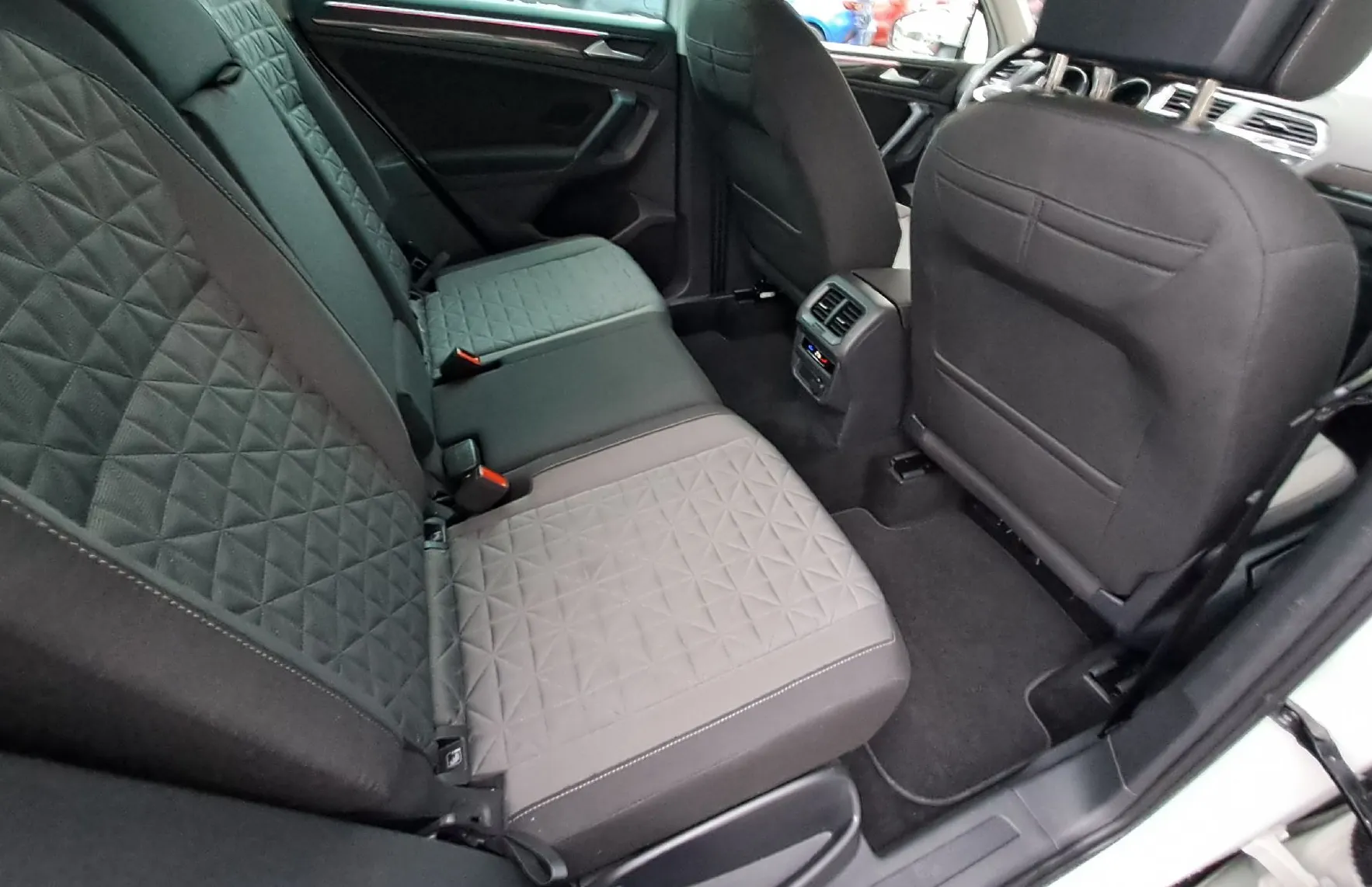 Zunanja slika - Volkswagen Tiguan - 2.0 TDI SCR BMT Life Plus 110kW - 8