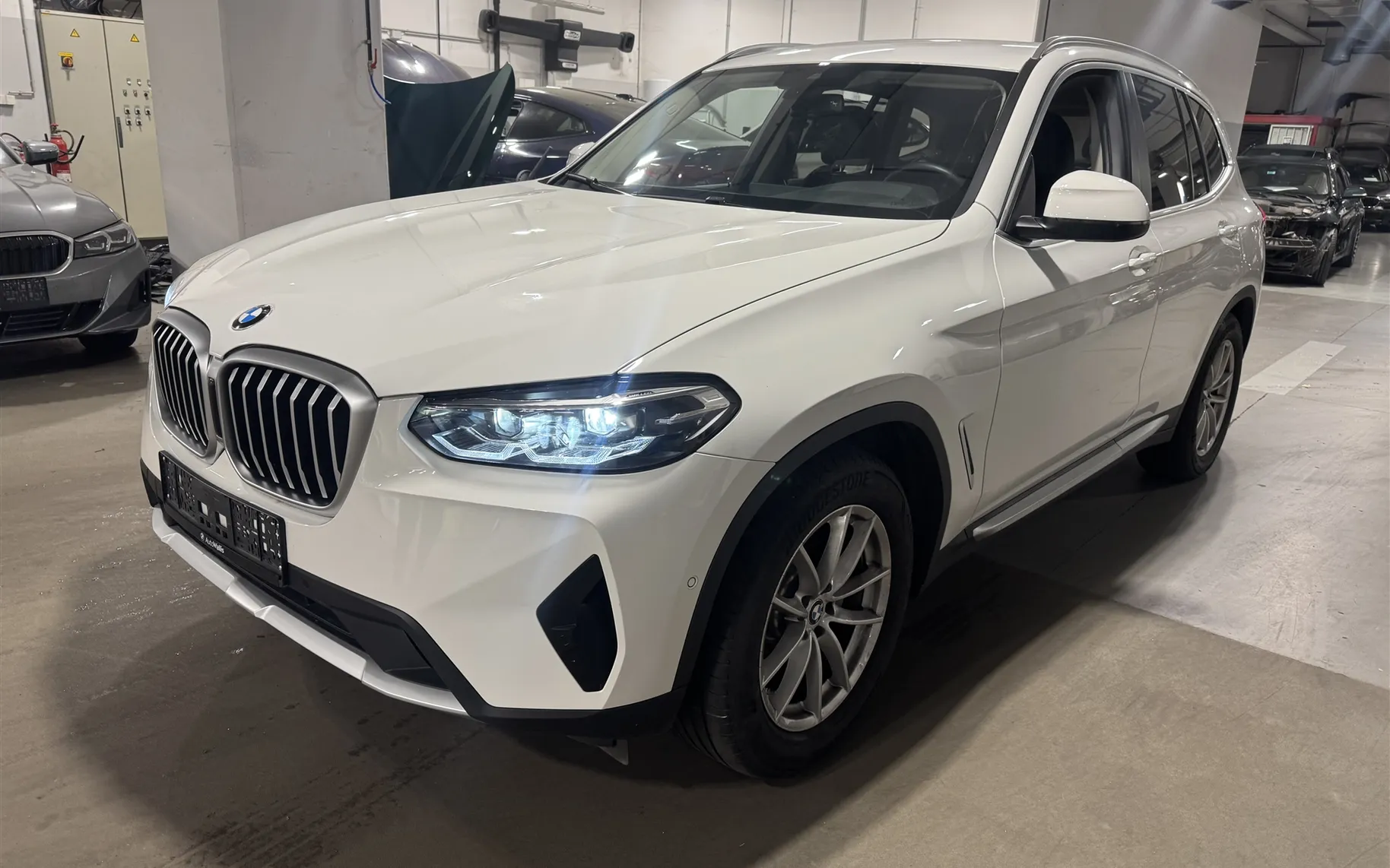 Zunanja slika - BMW X3 - xDrive20i - 1