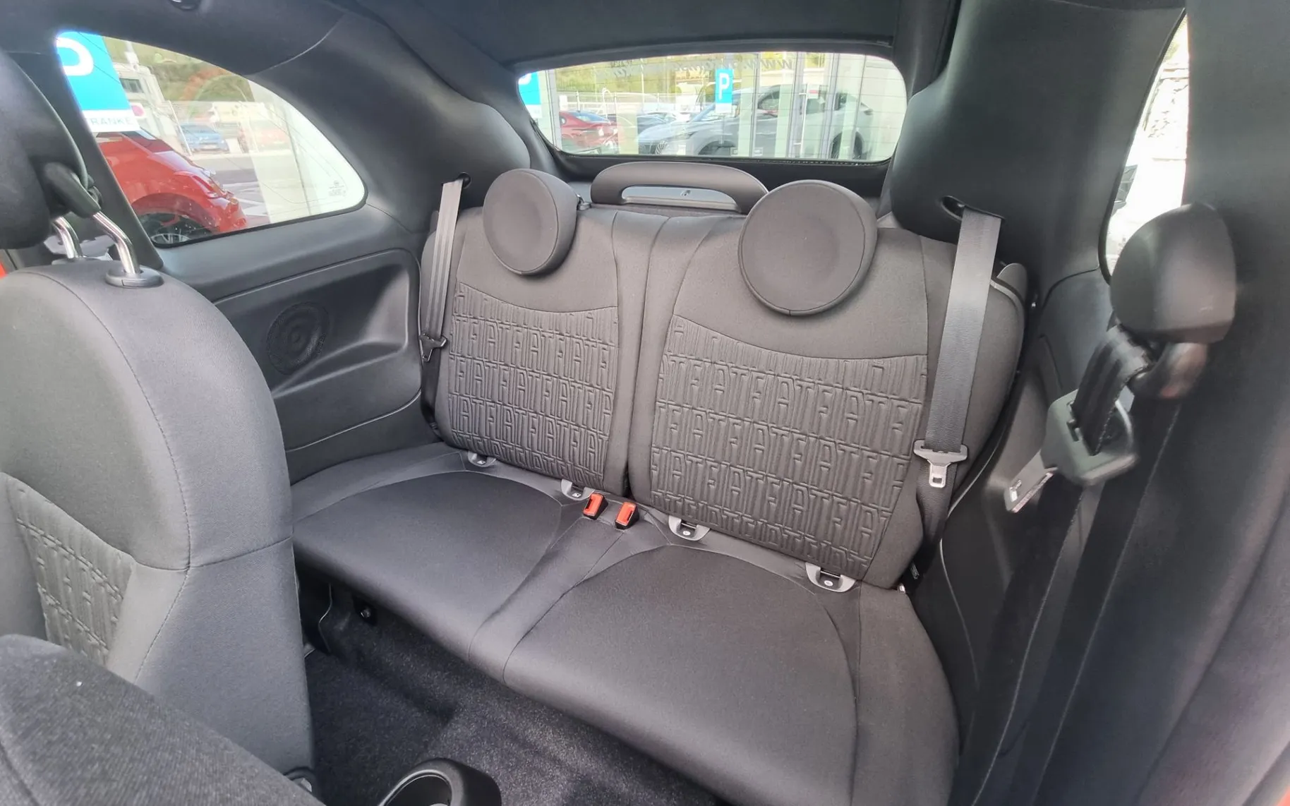 Zunanja slika - Fiat 500C - 500 1.0 MHEV Dolcevita  - SAMO 4.992km - CABRIO - 12