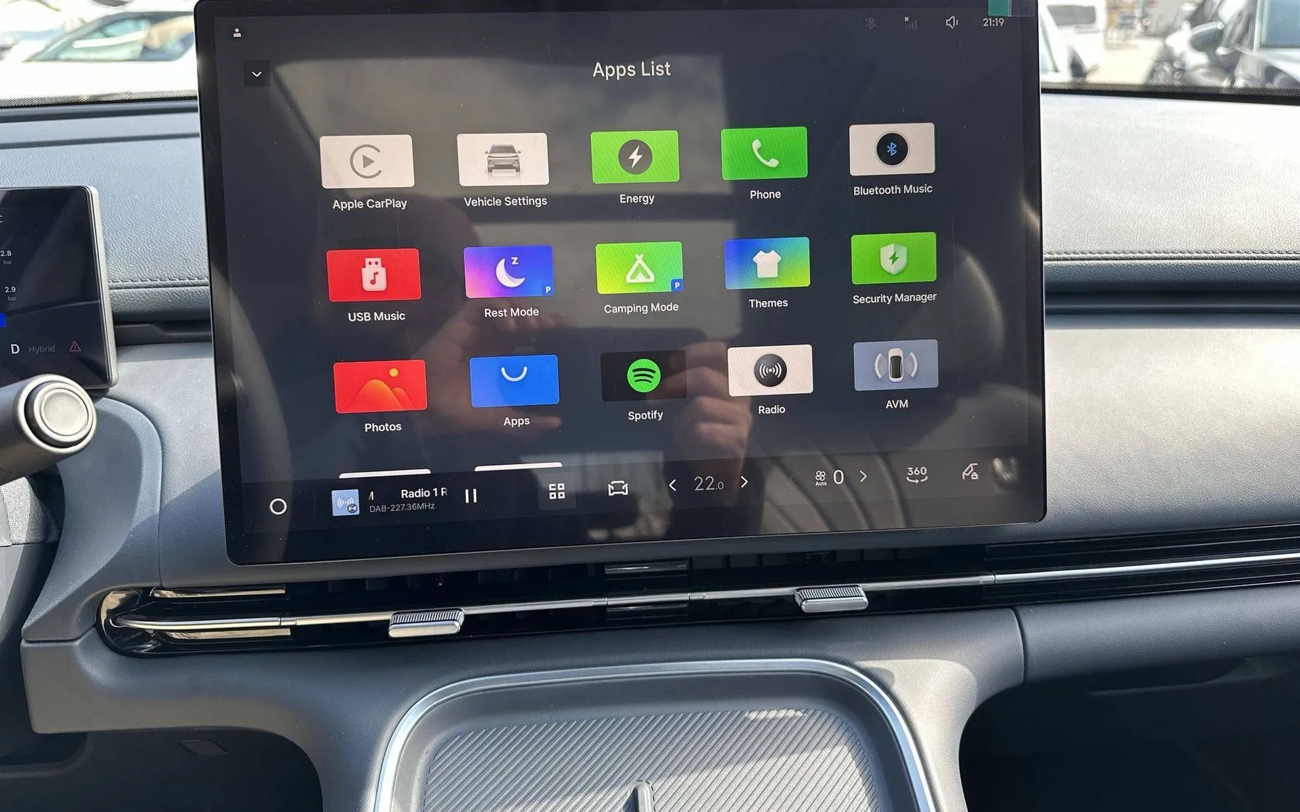 Zunanja slika - Geely StarRay EM-i - Plug-In Hybrid 1.5 Max Avt - 16