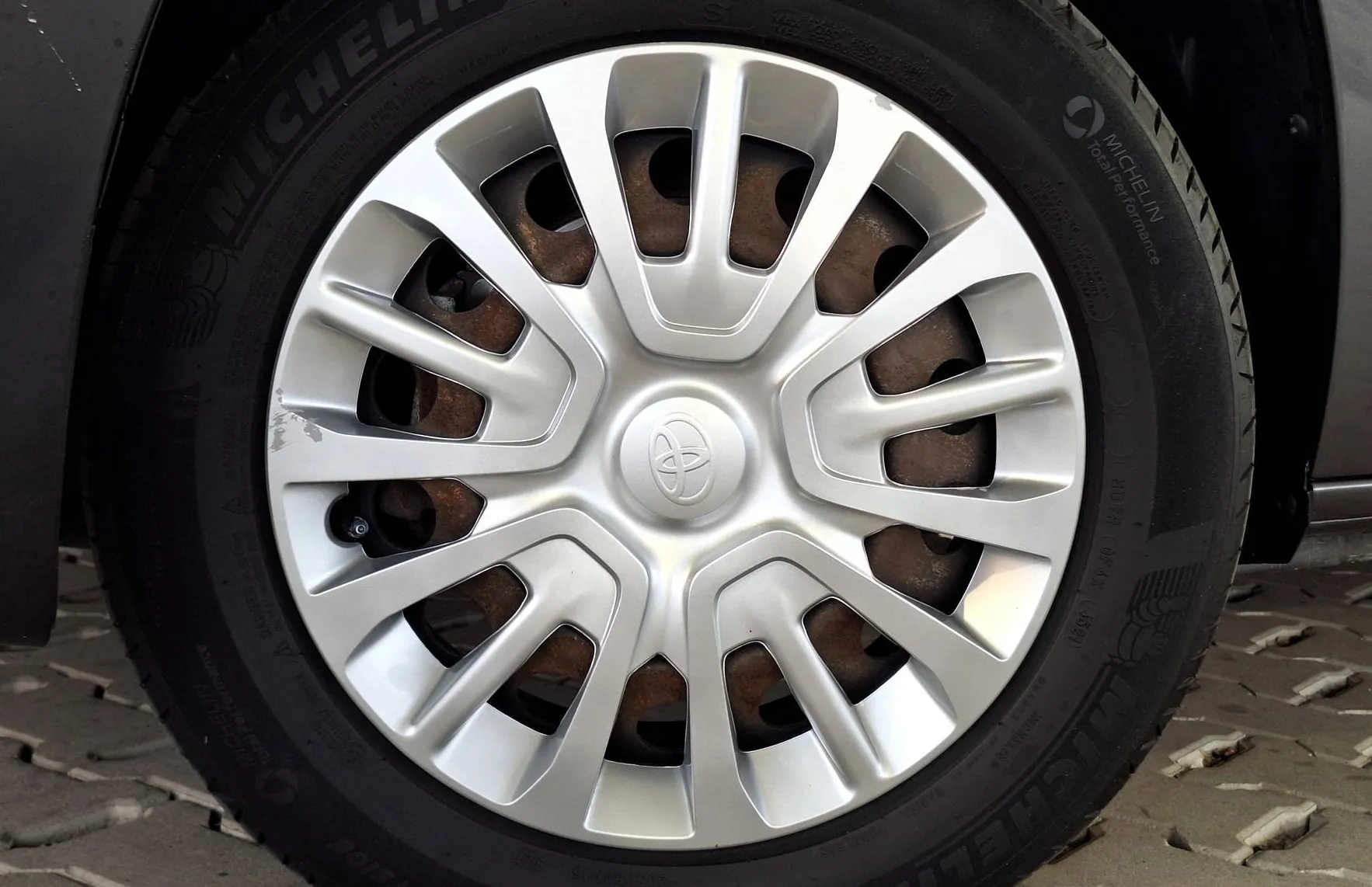 Zunanja slika - Toyota Proace - City Verso 1.2 Combi Compact MT 6 - 10
