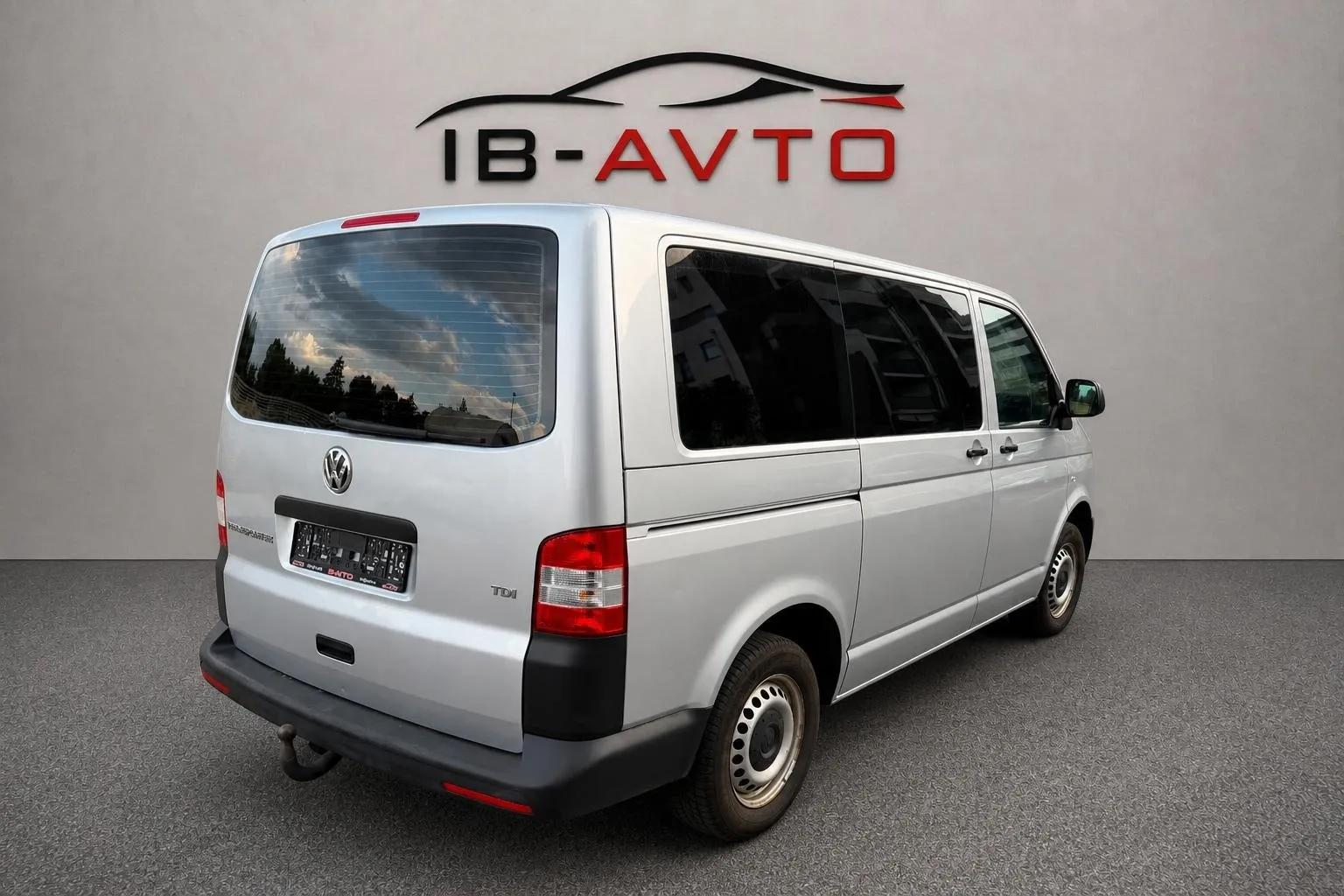 Zunanja slika - Volkswagen Transporter - T5 Kombi 9 - Sedezev 2.0 TDI - 3