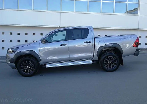 Zunanja slika - Toyota Hilux - MC20 2.8D-4D 4x4 DC INVINCIBLE TSS - 1