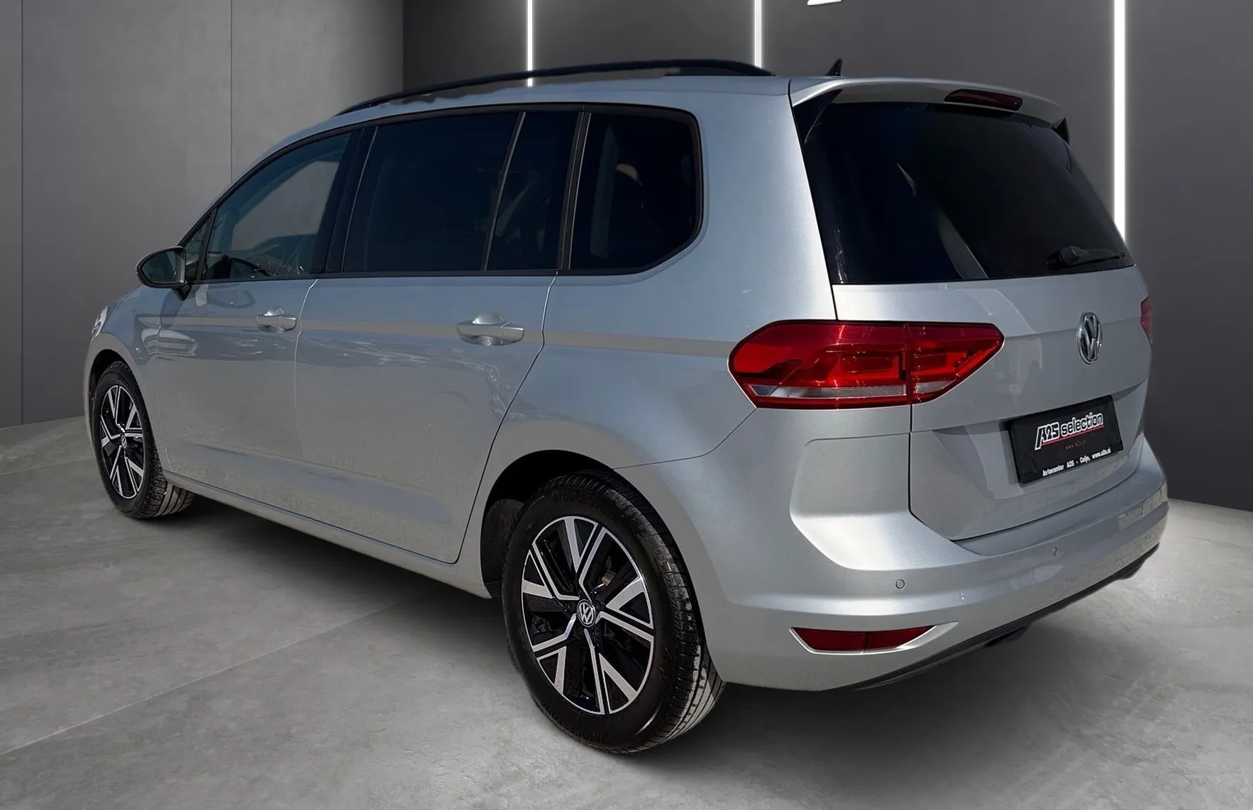 Zunanja slika - VW Touran - 2.0 TDI SCR avt. Family-LED-Vlečna kljuka-ACC... - 3