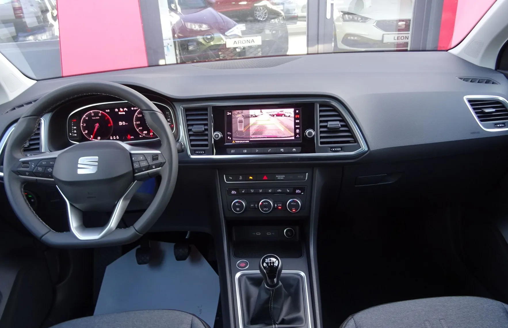 Zunanja slika - Seat Ateca - 1.5 TSI 150KM STYLE EDITION -VLEČNA KLJUKA -KAMERA - 7