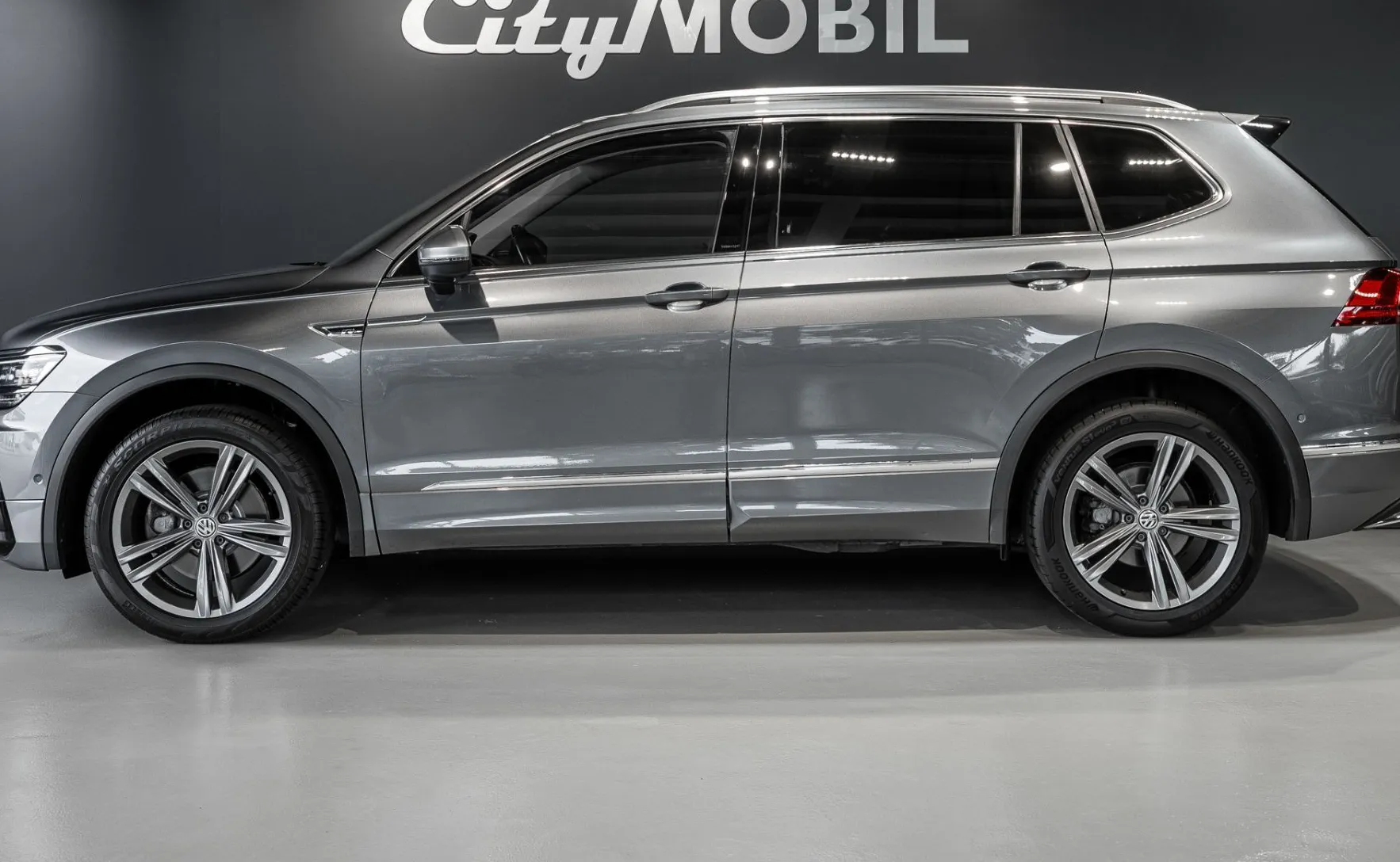 Zunanja slika - VW Tiguan Allspace - 2.0TDI-4x4-R LINE-1.LAST-RADAR-KEYLESS-NAVI-KLJUK - 4