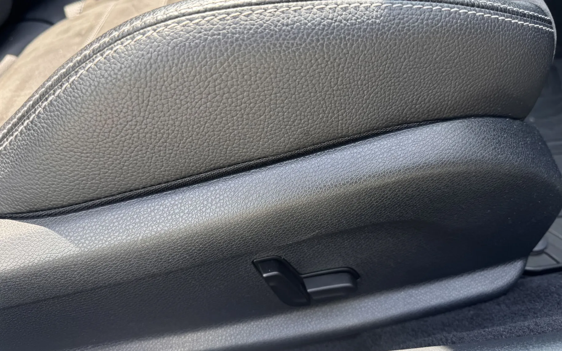 Zunanja slika - Mercedes-Benz C-Razred - C 200 AMG Line Z ENOLETNIM JAMSTVOM - 11