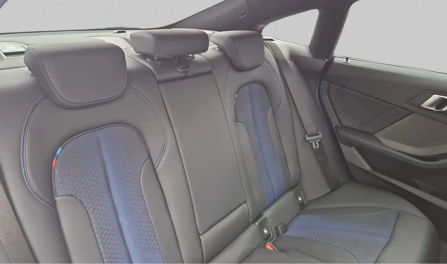 Zunanja slika - BMW Serija 2 - 218i M PAKET - 22