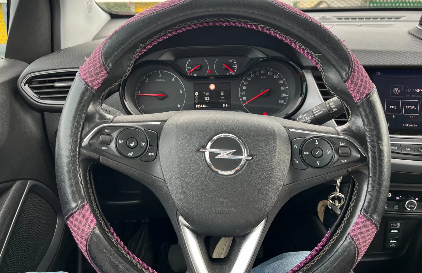 Zunanja slika - Opel Crossland X - NAVI.2XPDC.OGR.SEDEŽ IN VOLAN.TEMPOMAT - 13